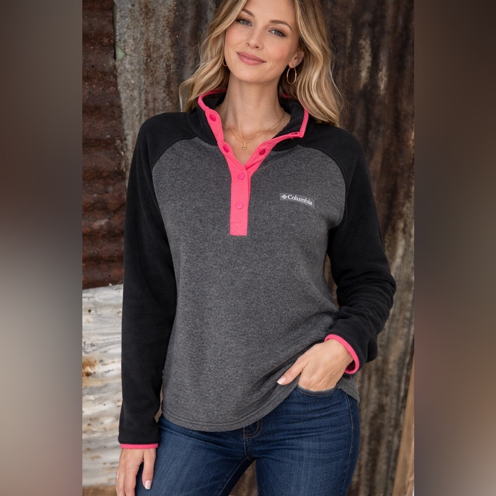 Columbia Fleece Snap Pullover- Gray & Black-Size Large